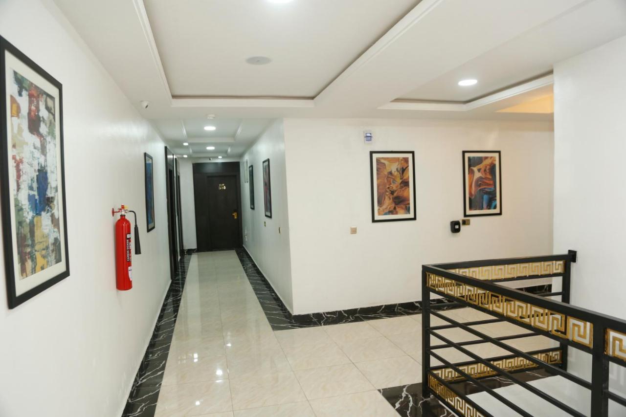 247 Luxury Hotel & Apartment Ajah ليكى المظهر الخارجي الصورة