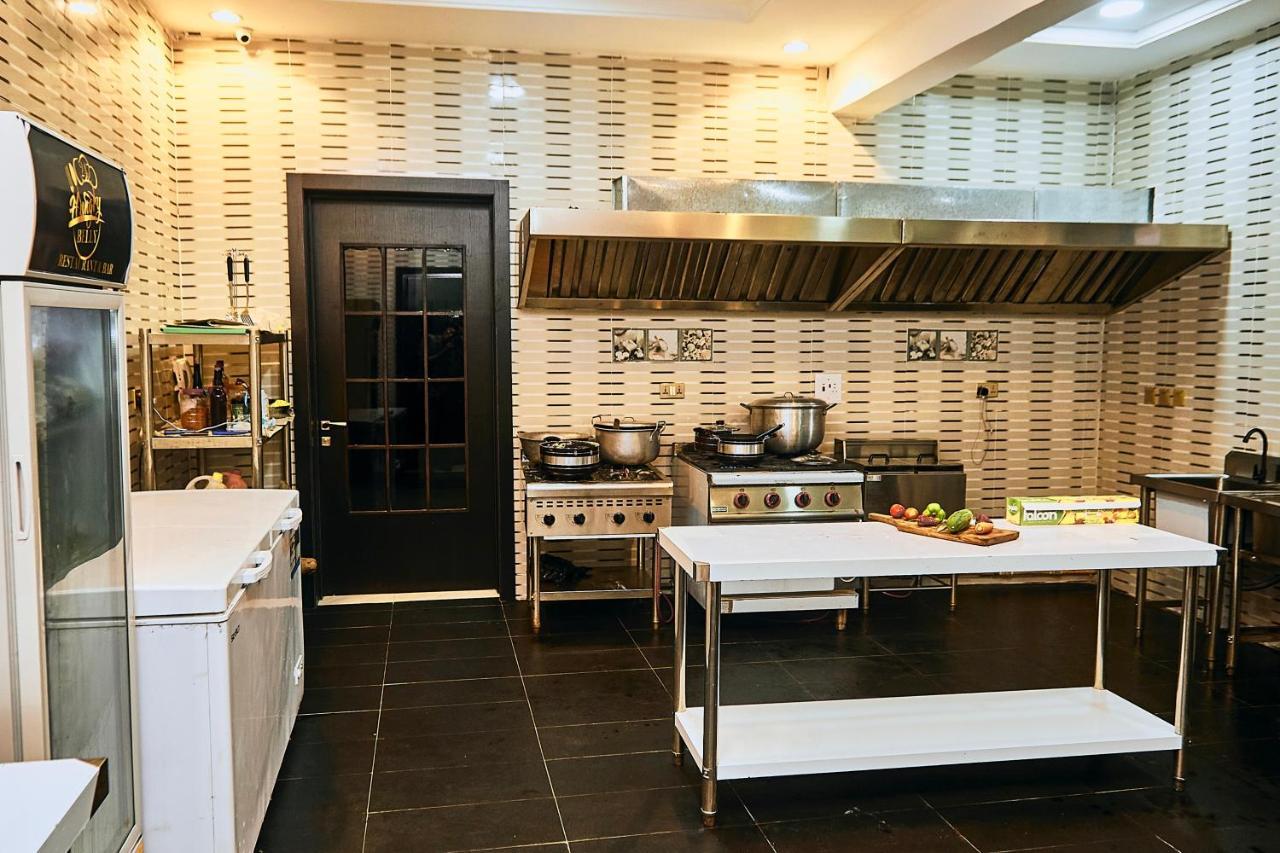247 Luxury Hotel & Apartment Ajah ليكى المظهر الخارجي الصورة