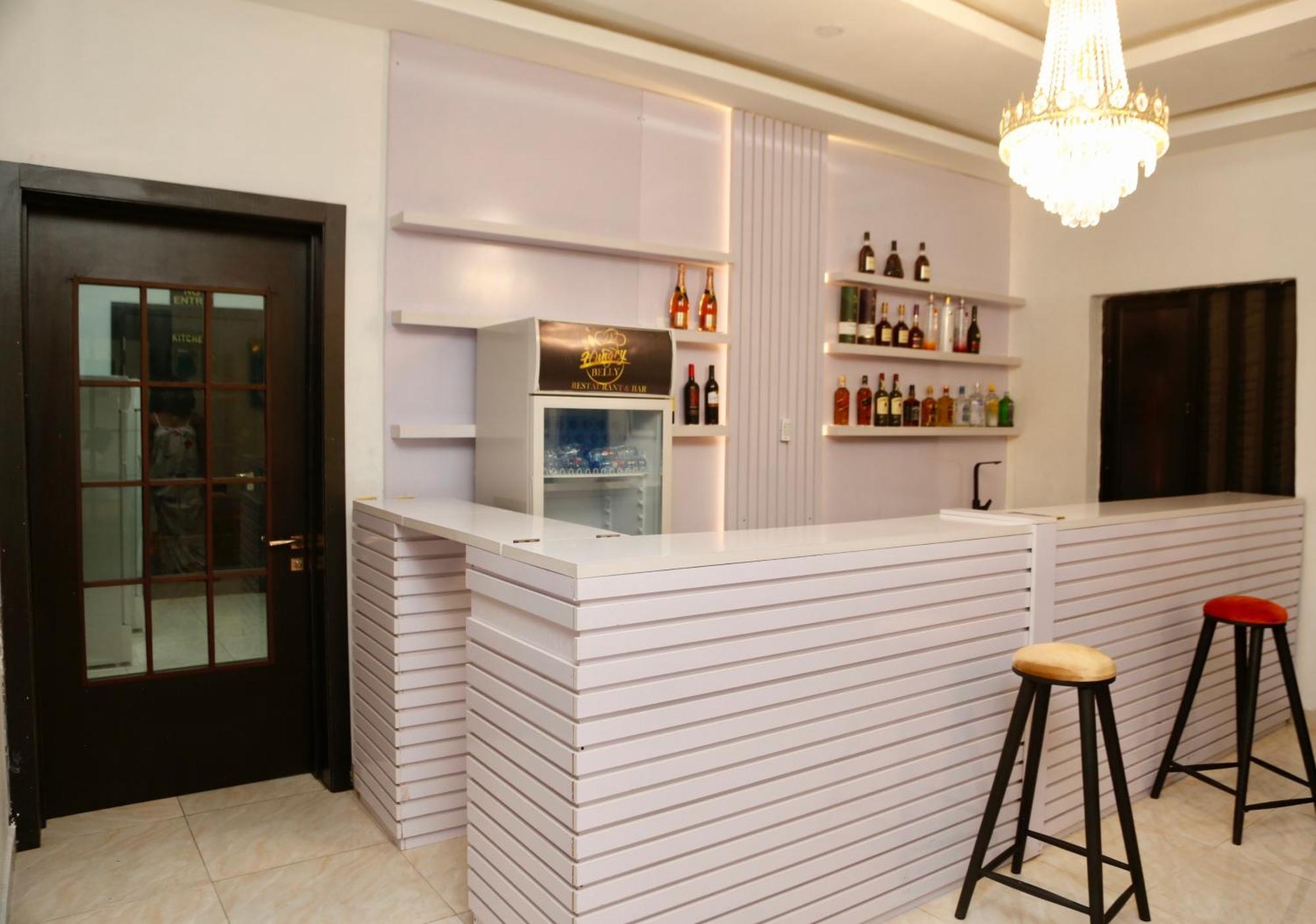 247 Luxury Hotel & Apartment Ajah ليكى المظهر الخارجي الصورة
